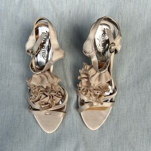 Cream Heels by Kenneth Cole’sUnlisted brand. Size 8.